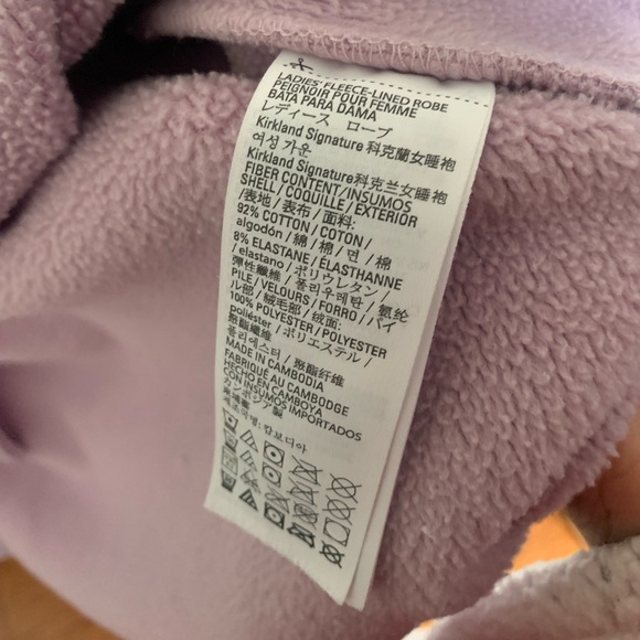 Kirkland Ladies Fleece Lined Robe - Picture 4 of 4